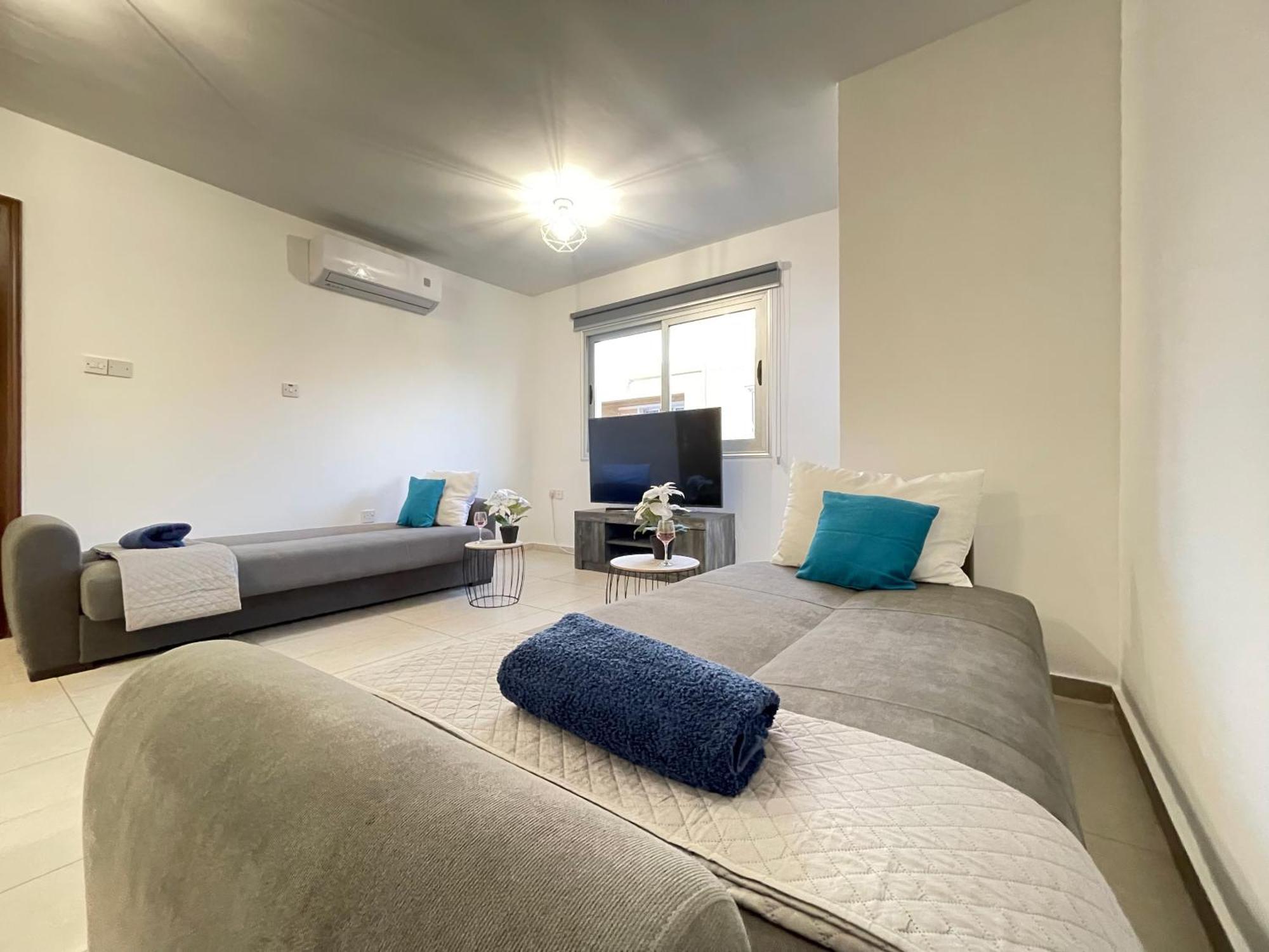 Aurora Holiday Apartment - Ajía Nápa Eksteriør bilde